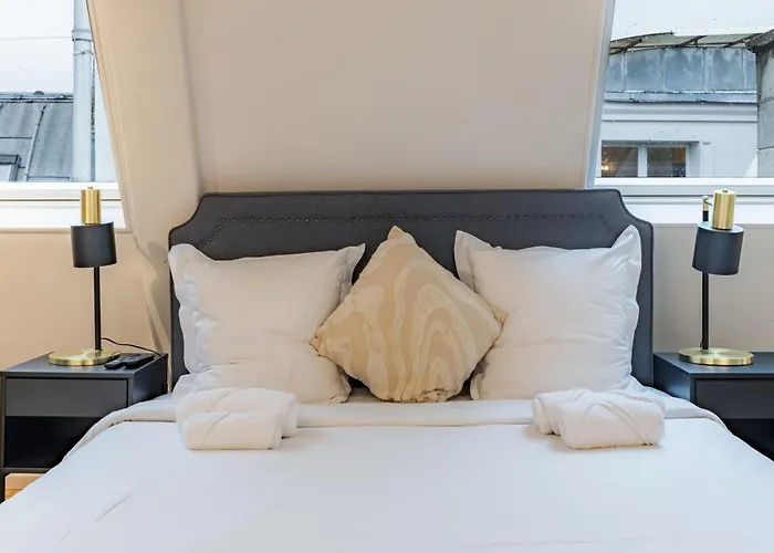 Cozy & Fully Equipped In The Heart Of